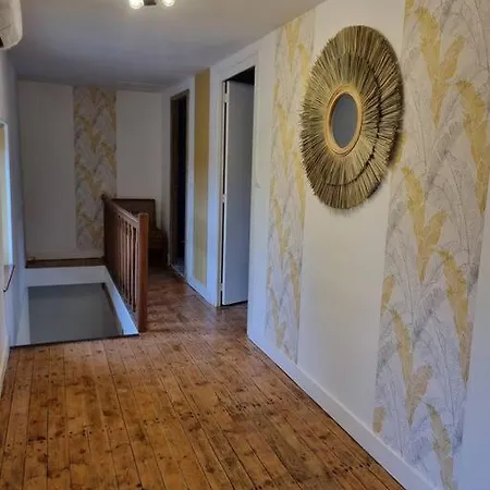 Hébergement de vacances Mani Et Princesse à Partir De 2 à 6 Personnes *